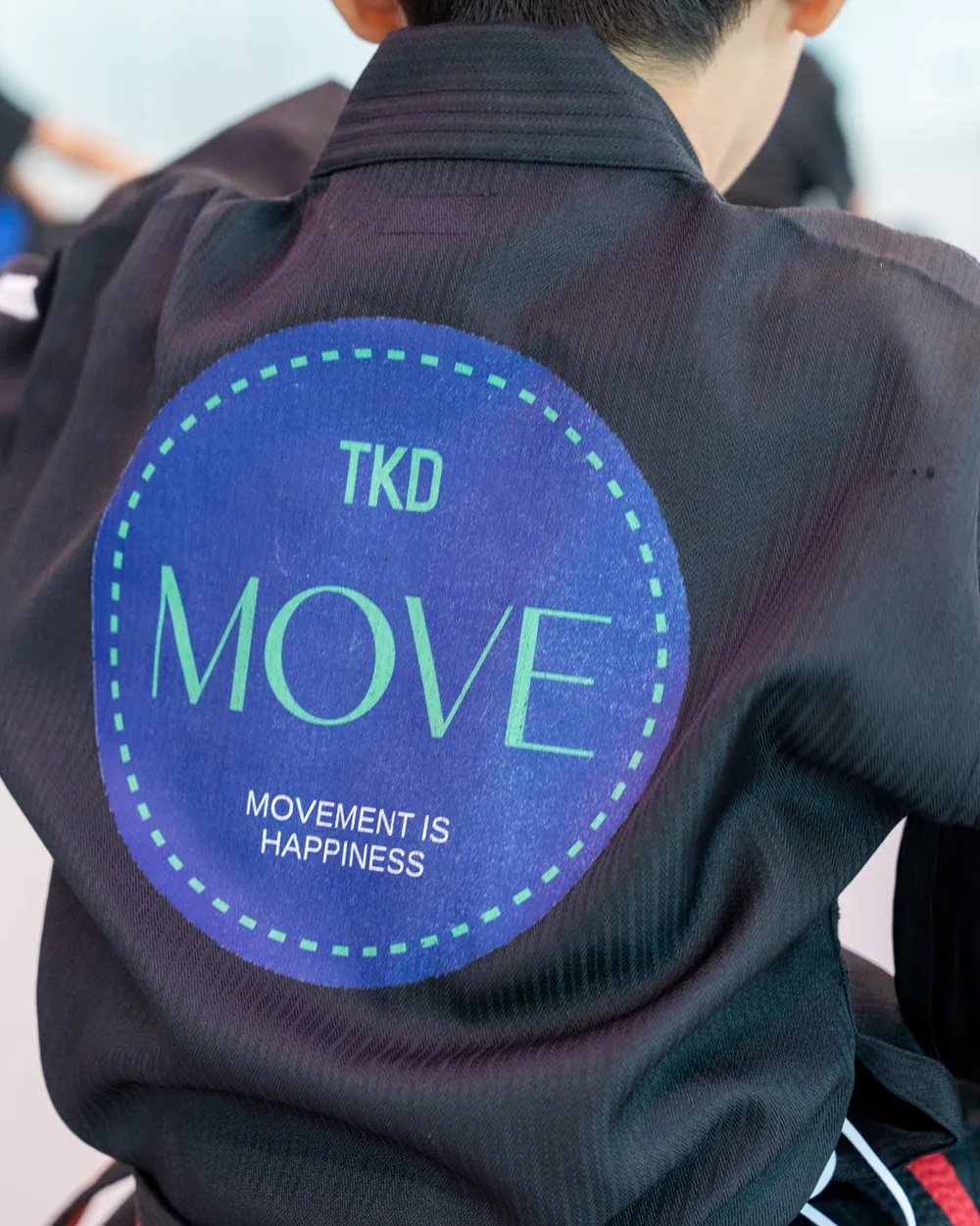 MOVE TKD 도복 등판
